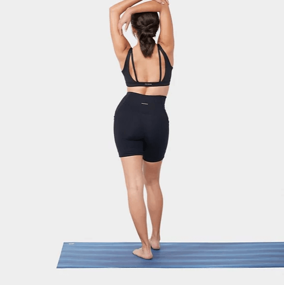 טייץ קצר שחור Presence מנדוקה MANDUKA